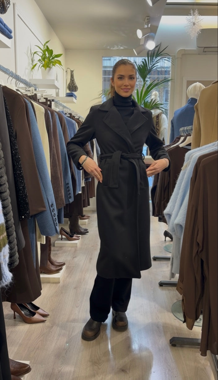 Cappotto Lungo con cintura